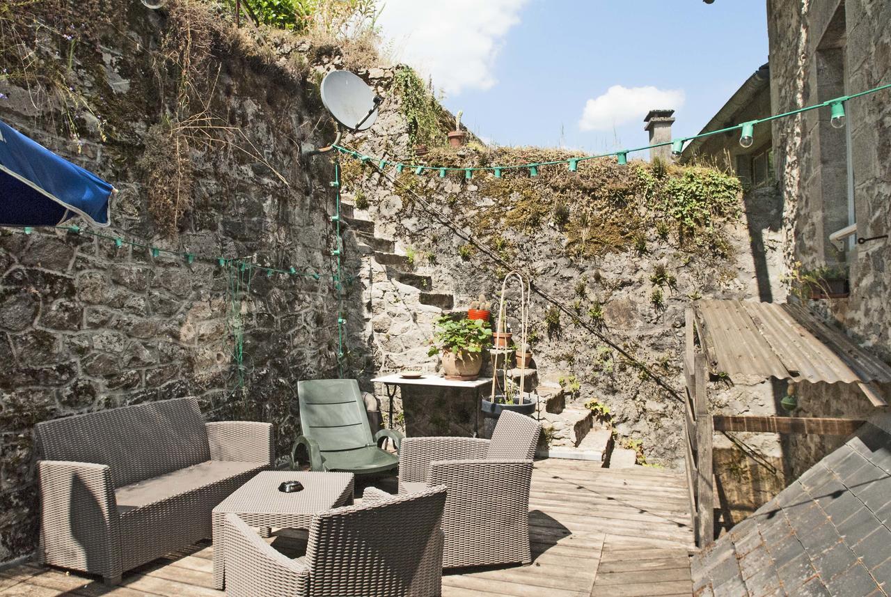 Auberge De La Tradition Corrèze Esterno foto