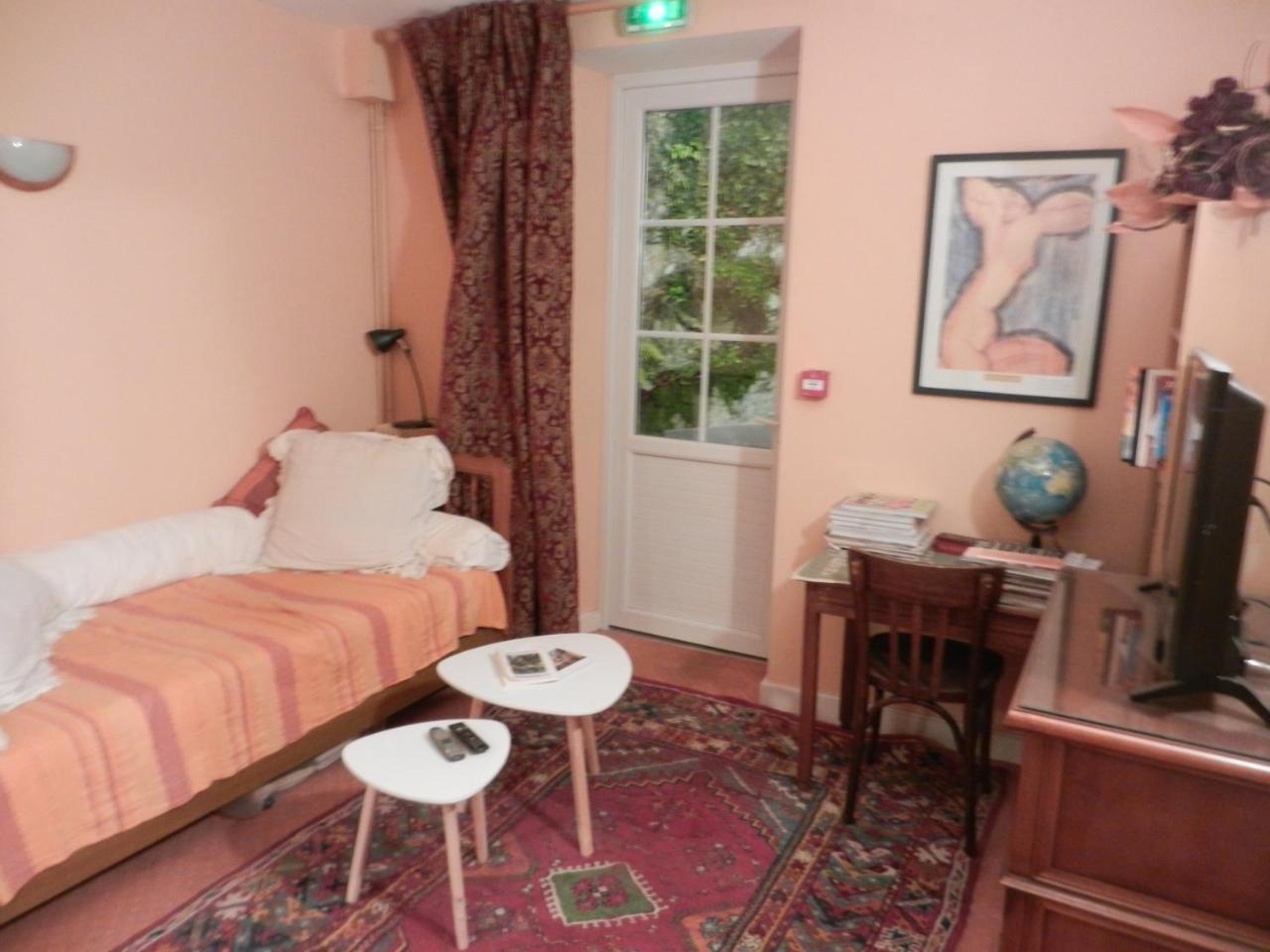 Auberge De La Tradition Corrèze Esterno foto